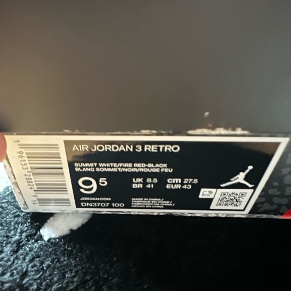 Jordan 3 Retro White Cement ‘Reimagined’ - Picture 6 of 7